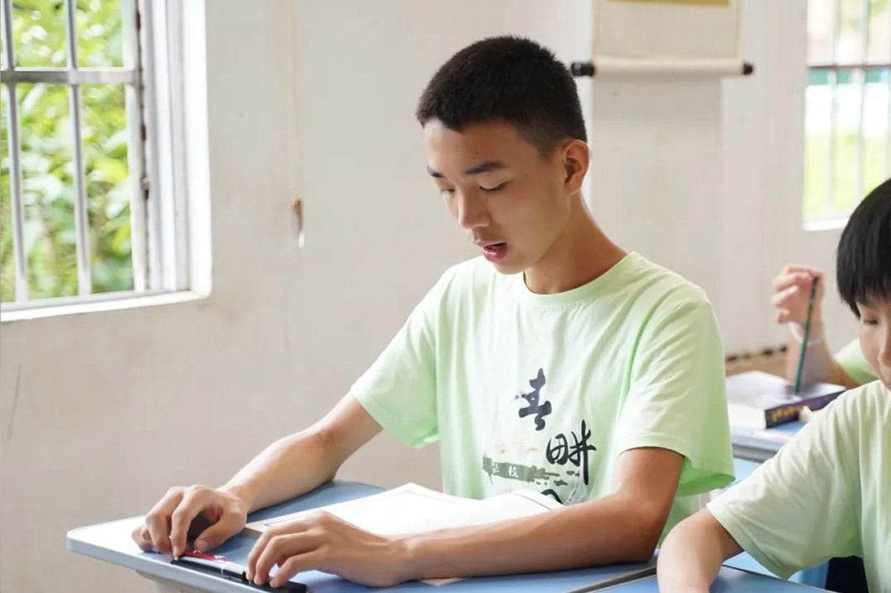 微小而温暖的举动——藏着你的善良