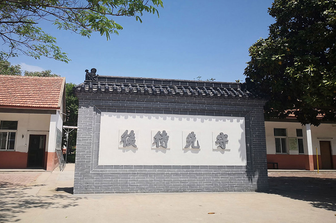 没错！我的学校就是这样子滴~(・ω<)